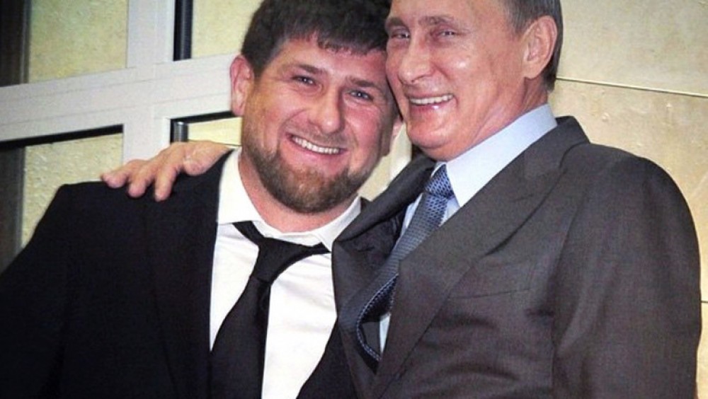 Culmea modestiei // Prietenul lui Putin s-a autoproclamat „Tatăl Poporului” cecen